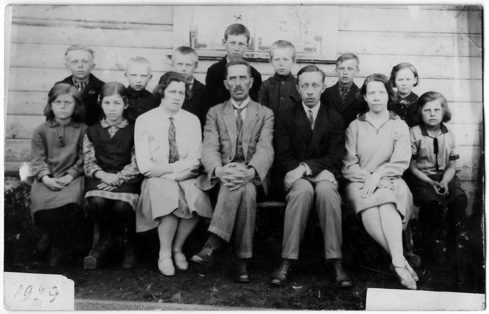 Grupifoto. Reigi 6-kl.algkooli III klass