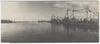 Swedish warships in the Old Port of Tallinn during the visit of King Gustav V  similar photo