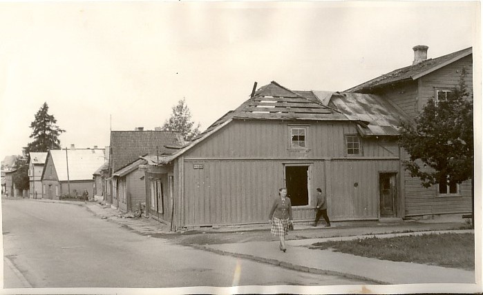 Photo, the corner of Väike- Garden and Pärnu Street in the 1960s.