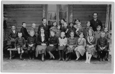 Leisu algkooli IV klass  duplicate photo
