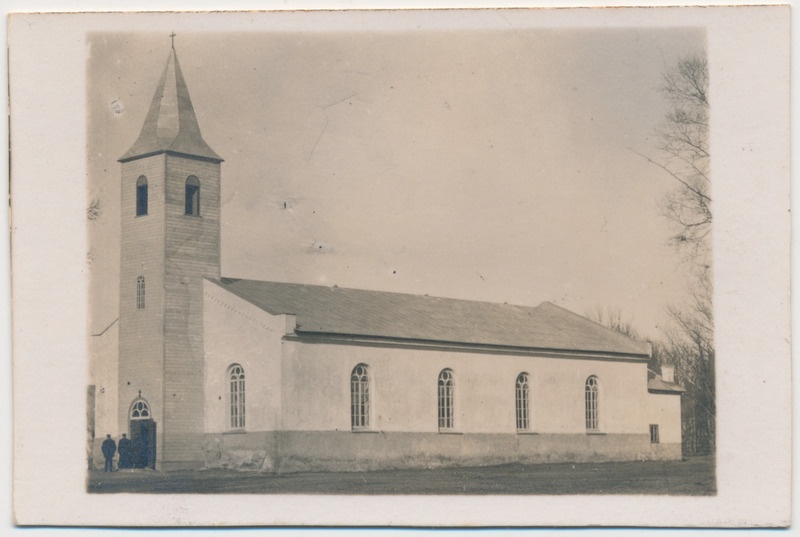 Kärdla kirik. Vaade edelast. 1937. aasta
