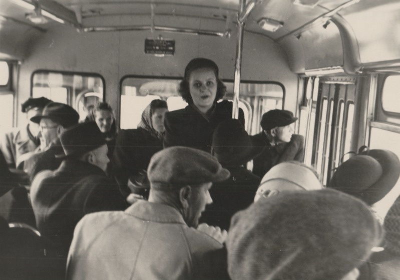 Bussiekskursioon Moskva vaatamisväärsustega tutvumiseks, giidiks Ada Treumuth