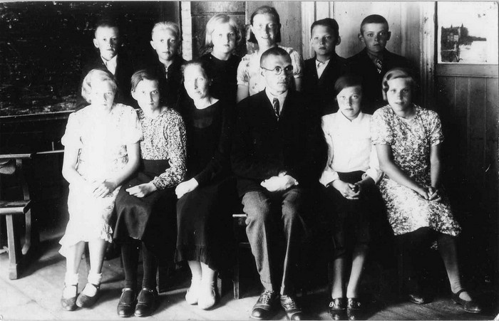 Mänspe klassitoas 1937. aastal