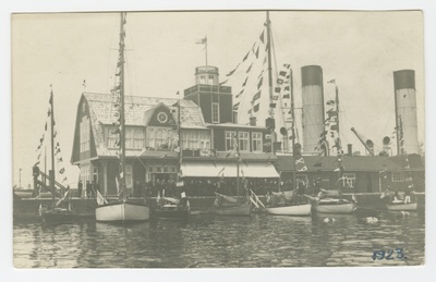 Sailing in flagships in front of the building of the Estonian Maritime Club. The icebreaker "Jermak" stalks are looking at the back.  duplicate photo