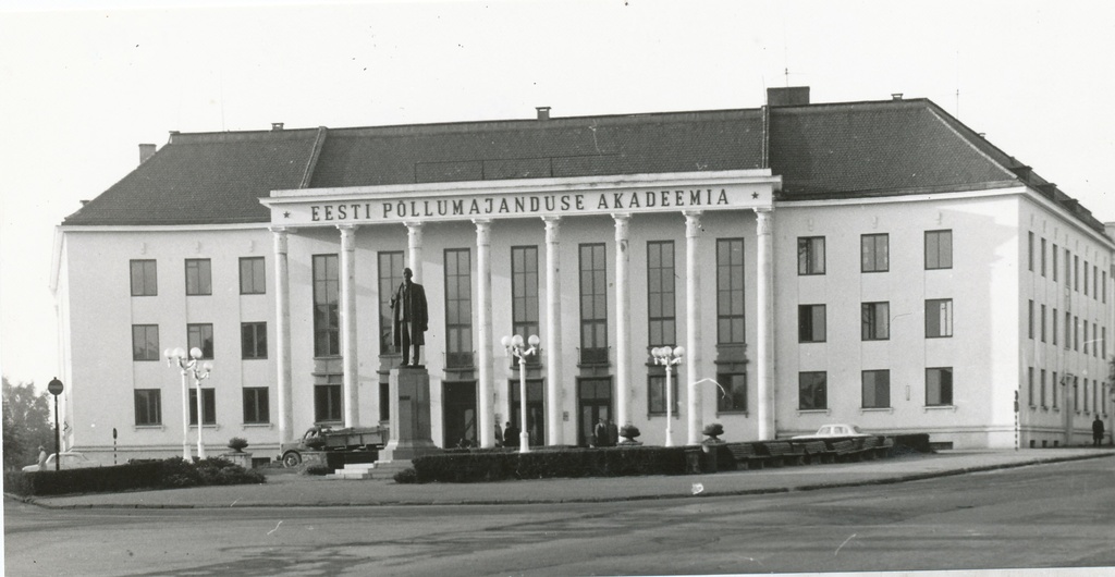 Main building of the Estonian Academy of Agriculture 1978