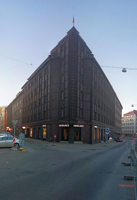 Tallinn, Pärnu maantee ja Lauristini tänava nurk. rephoto