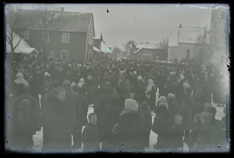 klaasnegatiiv, Paide-Anna koguduse õpetaja K. Ralli matused Paides 1924.a.