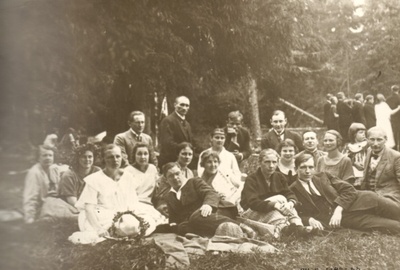 foto, Paide gümnaasiumide õpetajad jalgrattamatkal 1924.a.  duplicate photo