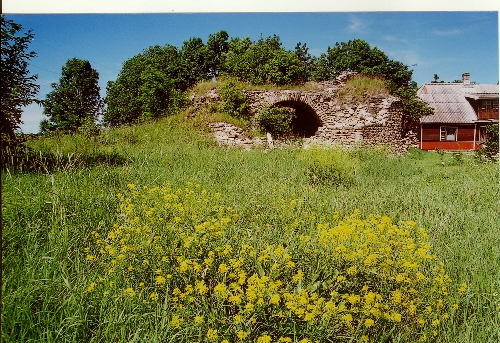 Ageri tuuleveski varemed
