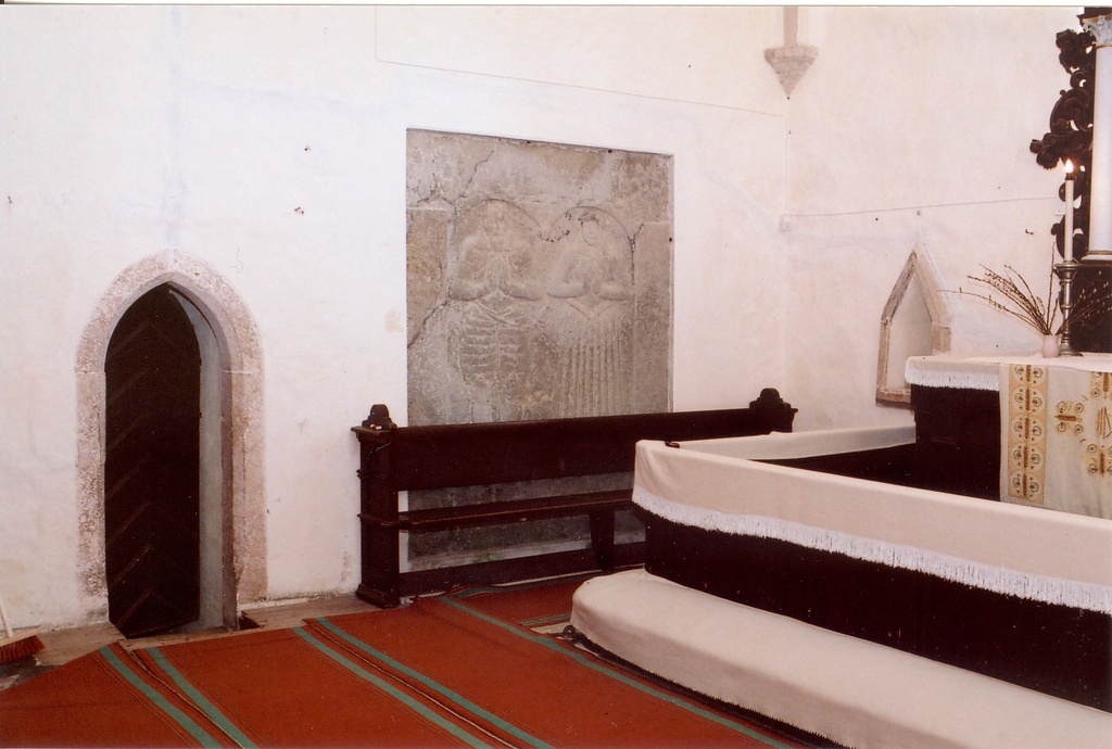 J-Madise kiriku sisevaade