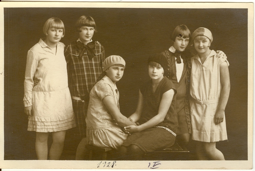 Türi koolitüdrukud