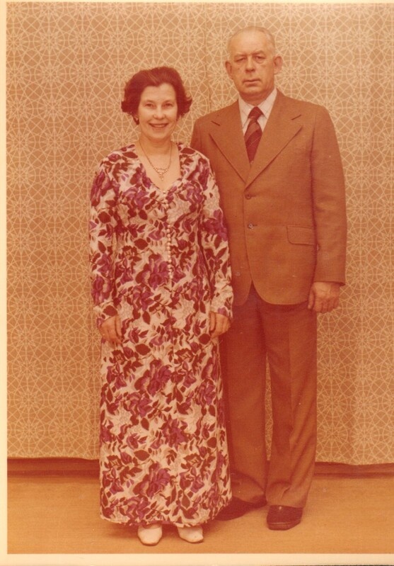 värvifoto, topeltportree Avo ja Larissa Kallas 1970.a.