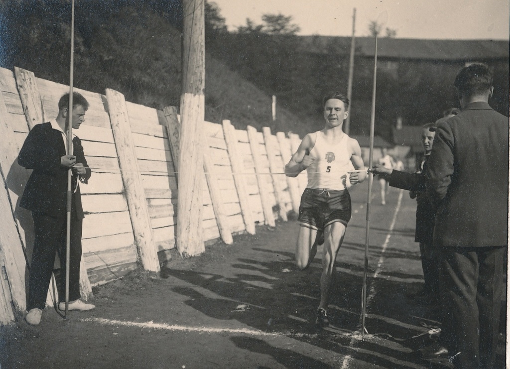 Herbert Michelson ran in Tartu at Kalev Sports Square