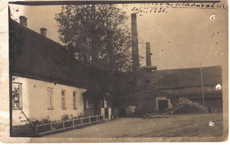 Photo. Meleski glass factory