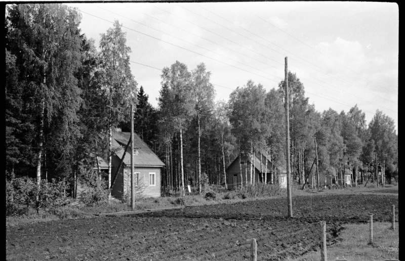 One-family residential buildings built for employees of Järvakandi factories