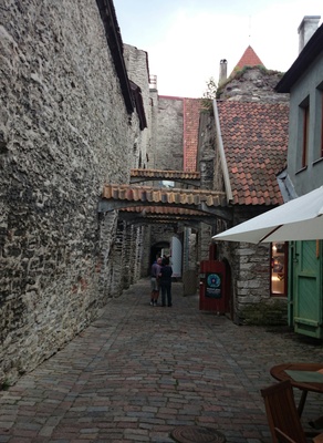 Tallinn, Vene tänava õu, endine dominiiklaste klooster. rephoto