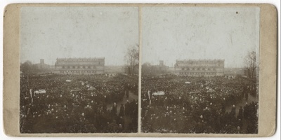 1905. 16 October The new market for the lost funeral race on the market square.  similar photo
