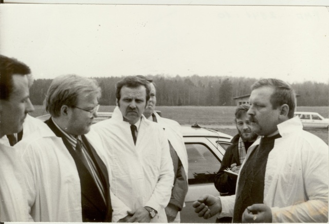 foto peaminister Mart Laar Imaveres 1994