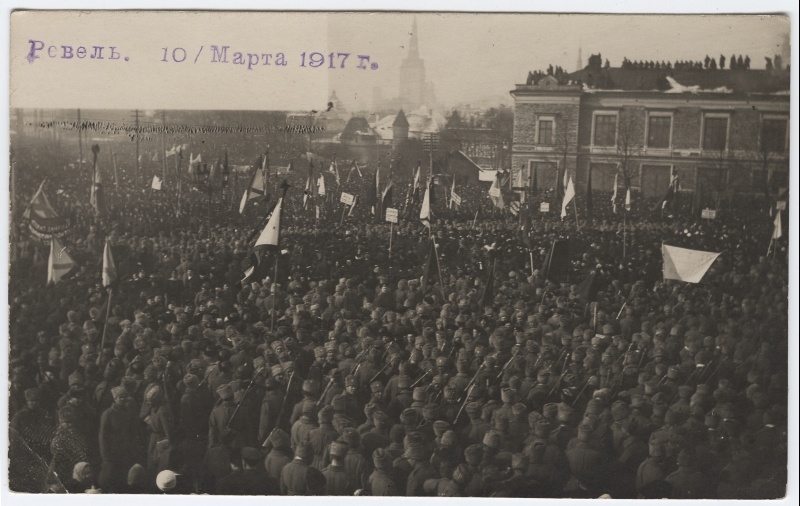 Demonstration in Tallinn, Russian market.