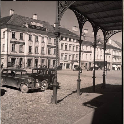 Tartu, view of the Raekoja Square.  similar photo