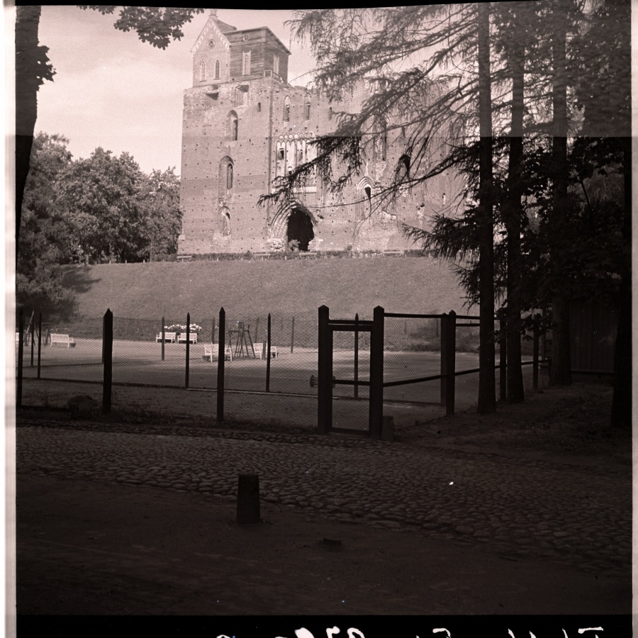 Tartu, view of the Toom Church from Baer Street.