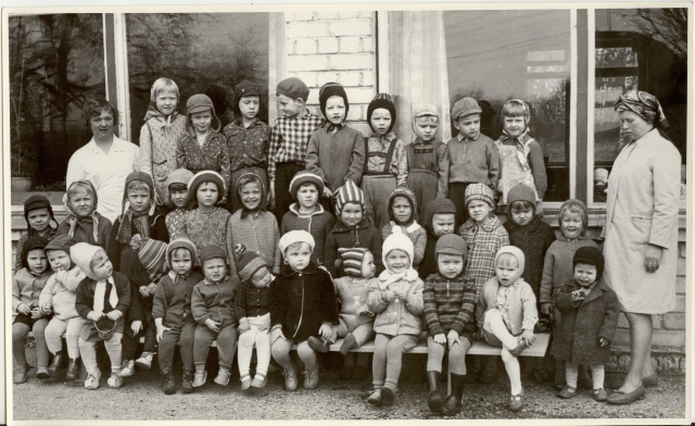 foto Vao lasteaia lapsed 1968