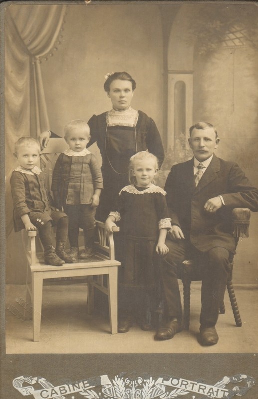foto perekond Kareda külast 1900-ndad