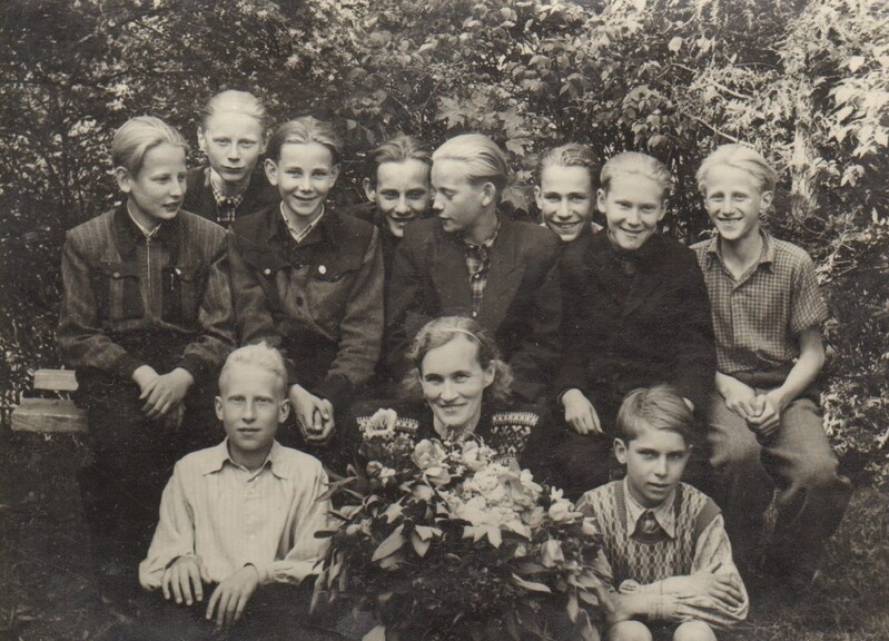 foto klassipilt Paide Keskkooli poisid 1950-ndad