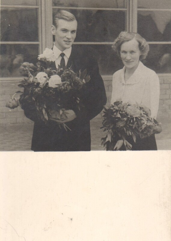 foto Paide Keskkooli lõpuaktus 1964