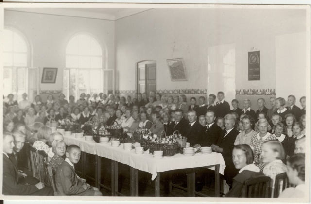 foto Paide Gümnaasiumi aastapäeva tähistamine 1932-1935