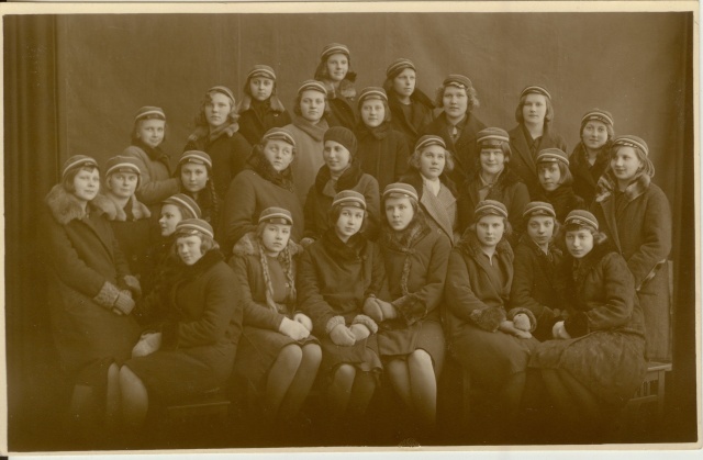 foto Paide Ühisgümnaasiumi 1.klass 1930-31