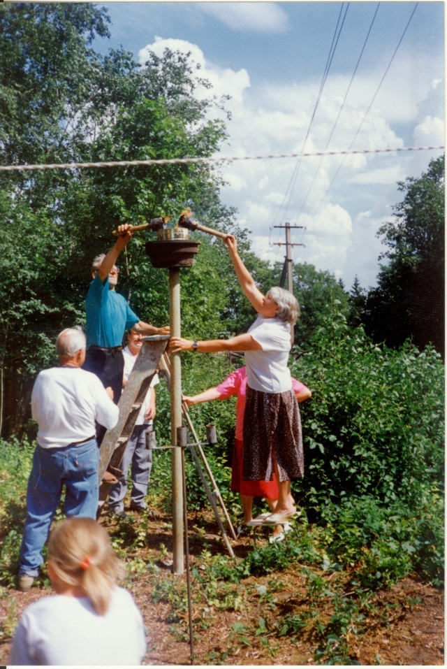 värvifoto Koeru valla Vahuküla küla kokkutulek 1994