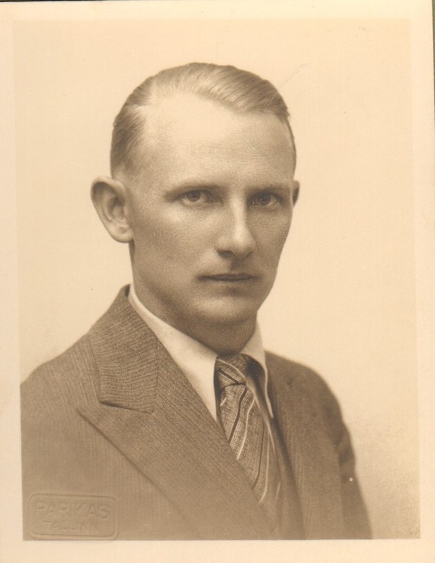 fotod Esna algkool ja juhataja Erik Kurik 1940