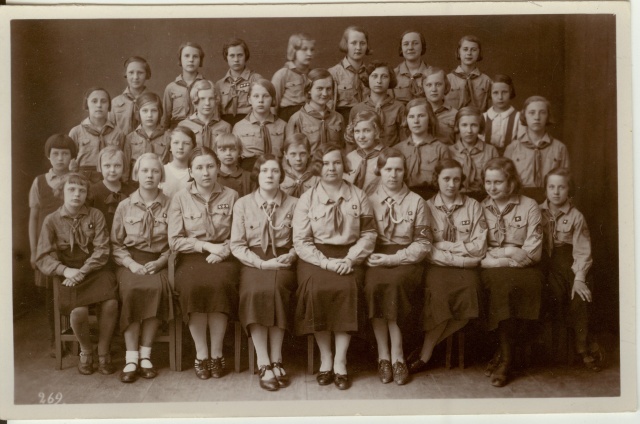 foto Paide kodutütred ja nende juhid 1937-38
