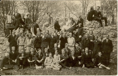 foto Järva Maakonna Paide Ühisgümnaasiumi 6.klassid 1928  duplicate photo