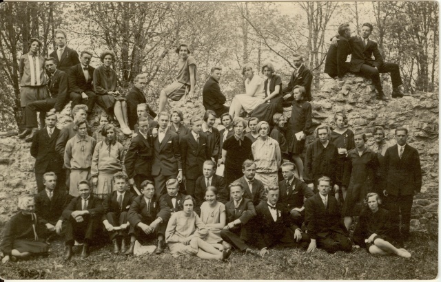 foto Järva Maakonna Paide Ühisgümnaasiumi 6.klassid 1928