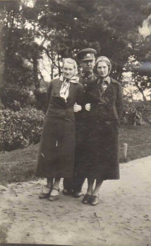 grupifotol Helmi Riesen 1930-ndad