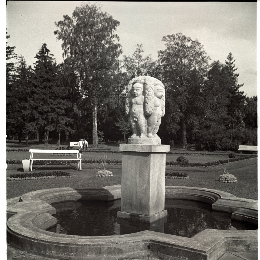 Pärnu, in the floating park.