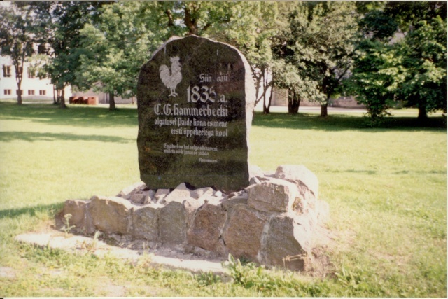 värvifoto Hammerbecki mälestuskivi Paides 1997