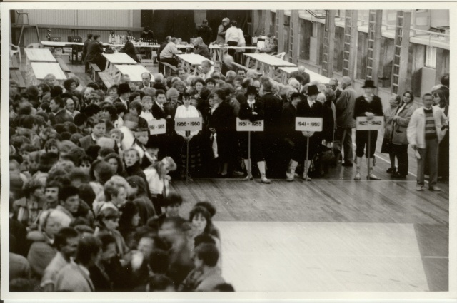 foto Särevere tehnikumi kokkutulekul 1994