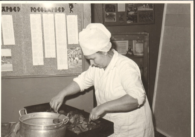 foto Paide 1.Keskkooli 135.aastapäev 1970