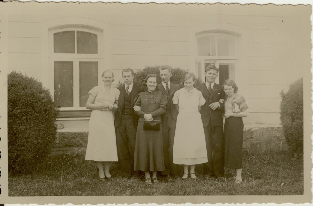 grupifotol Helmi Riesen 1930-ndad