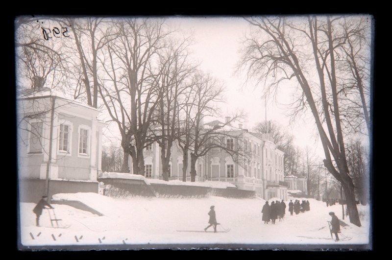 Kadrioru Castle - from the left