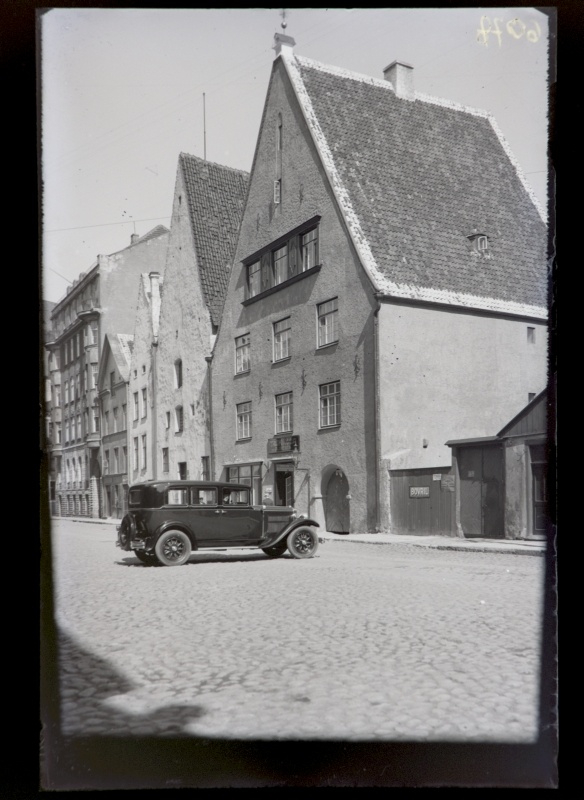 Wide Street