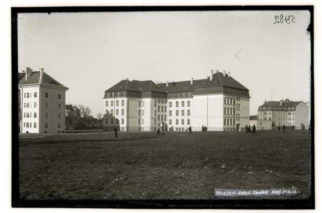 Tallinn City 21. Primary school on Raua Street