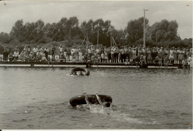 foto veepidu Paide tehisjärve ääres 1986