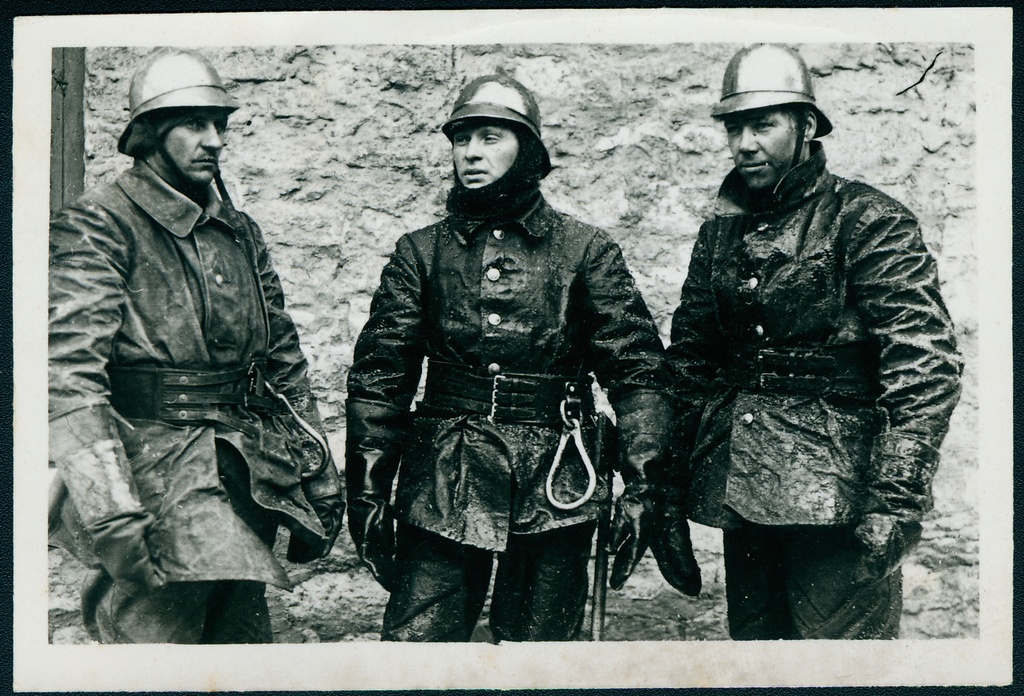 Tallinna Kutselise Tuletõrje I komando liikmed.