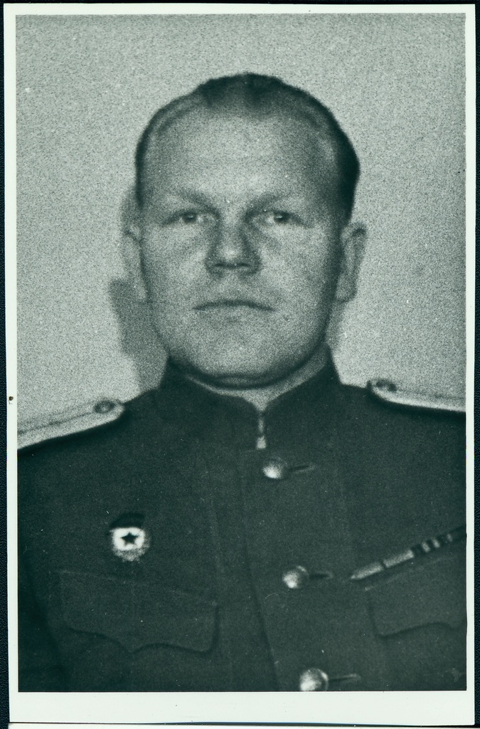 Portree: Vaarmann, Jaan. ENSV SM Tuletõrje Valitsuse RTJO II jaoskonna ülema abi, 1952.a.