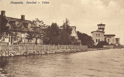 Postcard. Villas at Haapasalu's backyard on Socholic promenade. 1930s.  The album of the City Government.  duplicate photo