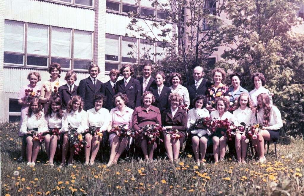 Kõrveküla kooli lõpetajad 1974